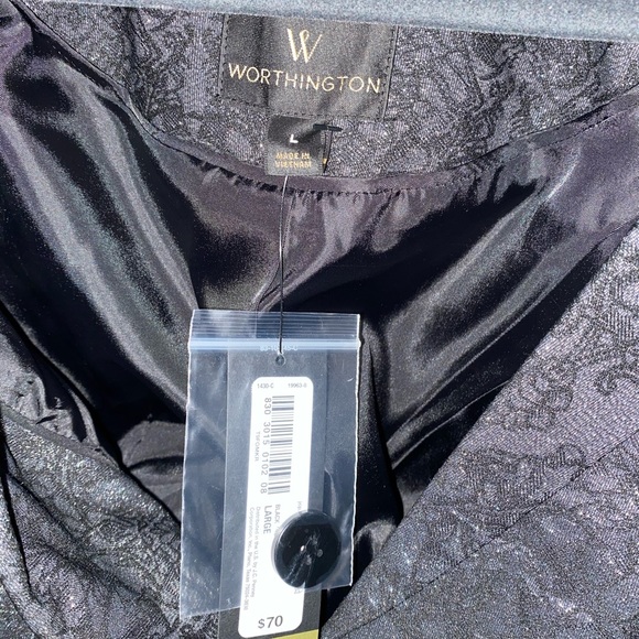 Worthington Suit - Picture 4 of 6